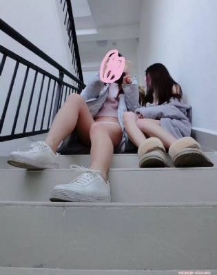 1982年肉莲花_正片免费观看