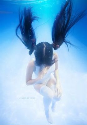 厨房的师生激情h_超清高清完整版